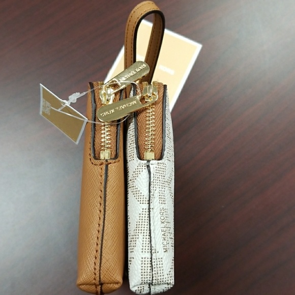 NWT Michael Kors Jet Set Travel Wrislet - Picture 3 of 8